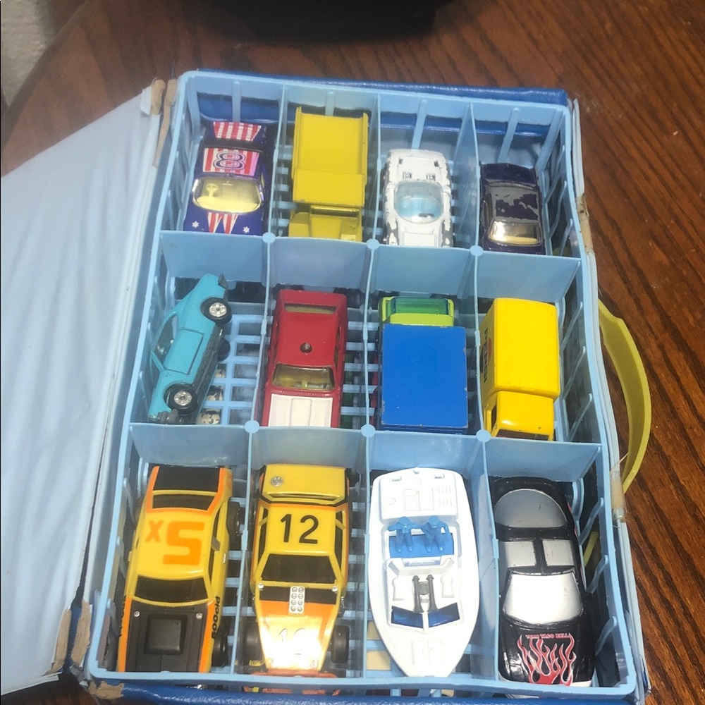 Match Superfast Collectors Mini-Case - Blue - Picture 5 of 16